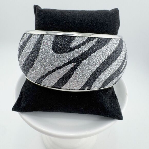Vintage Zebra Glitter Bangle Bracelet Black Silver Sparkle Wide Animal Print 80s - Picture 7 of 8